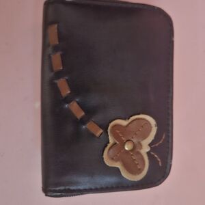 Brown Leather Zip Wallet with Flower Appliqué